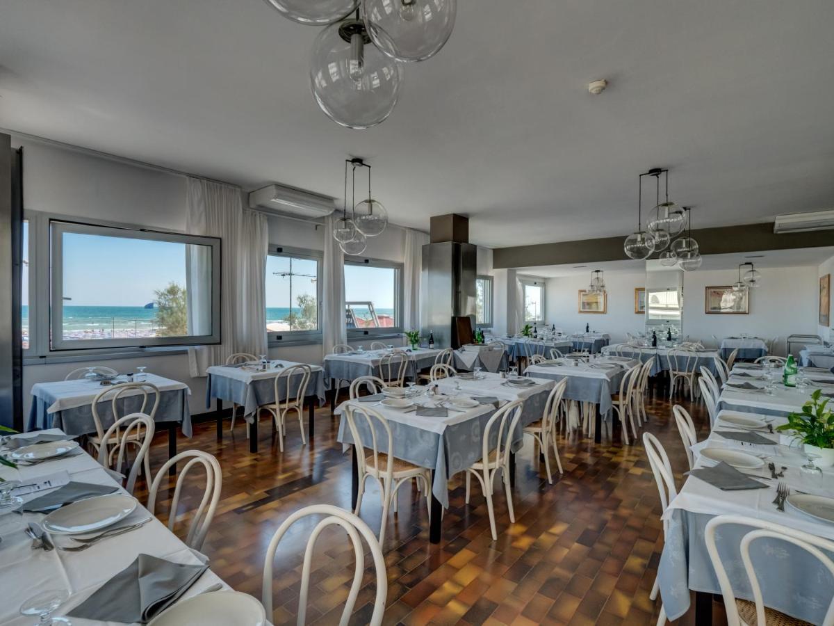 Hotel Europa Senigallia Exteriör bild